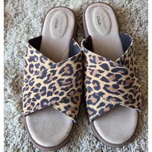 CLARKS Women's  DECLAN IVY Suede  Sandals LEOPARD PRINT  7.5 M ~NWOT~